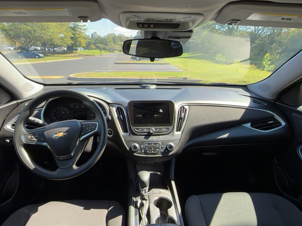 2024 Chevrolet MALIBU LT