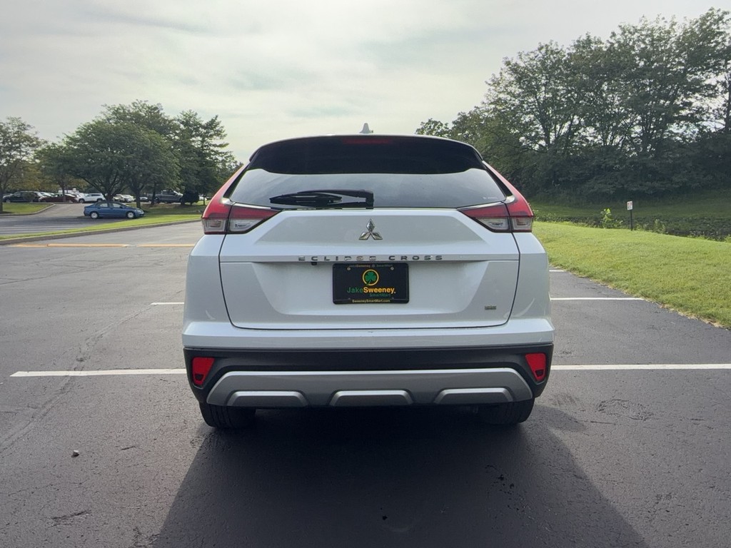 2024 Mitsubishi ECLIPSE CROSS SE/SEL