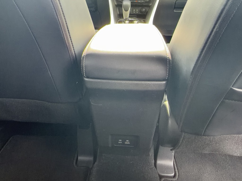 2024 Mitsubishi ECLIPSE CROSS SE/SEL