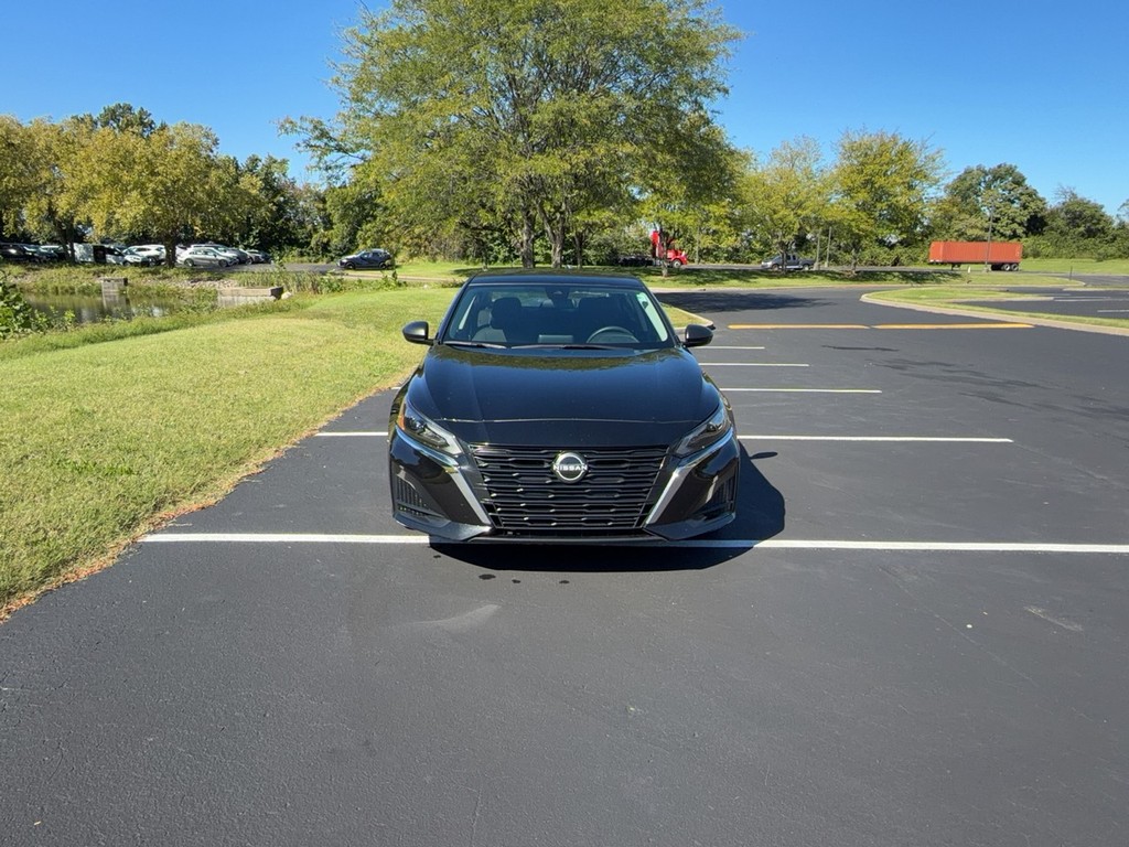 2024 Nissan ALTIMA SV