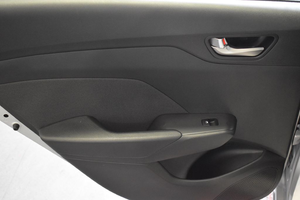 2019 Hyundai ACCENT SE