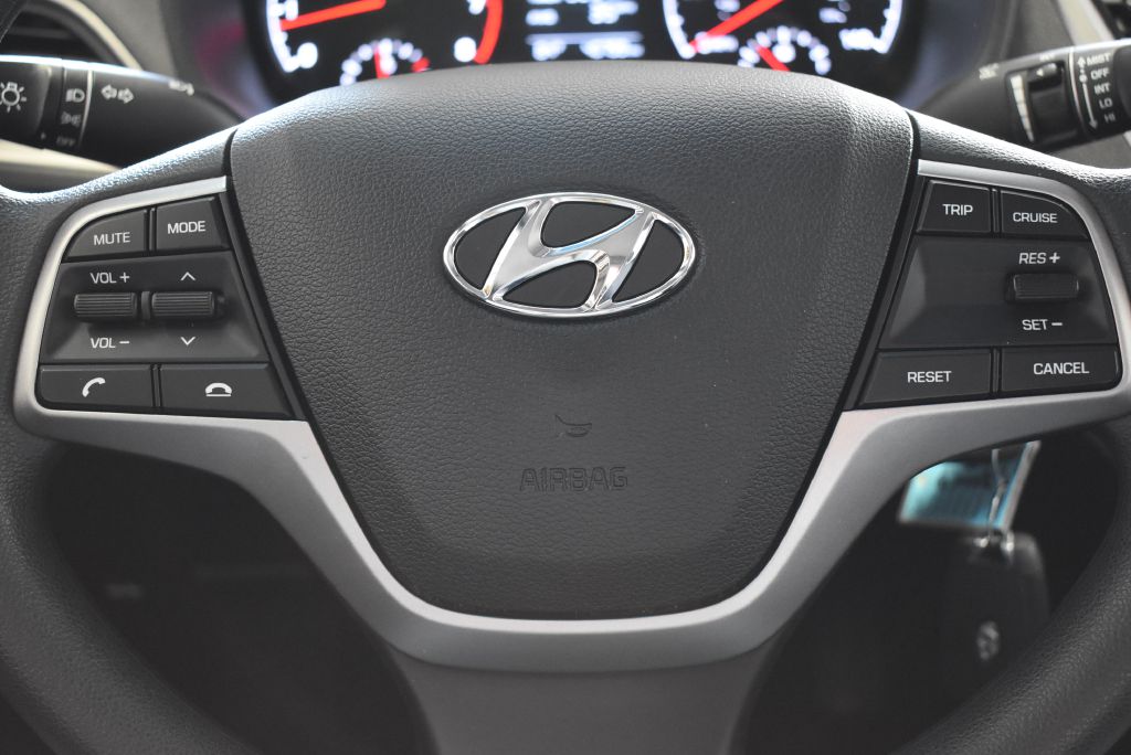 2019 Hyundai ACCENT SE