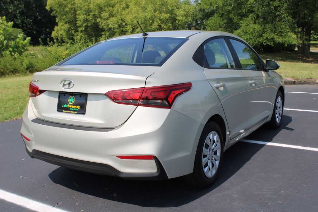 2020 Hyundai ACCENT SE