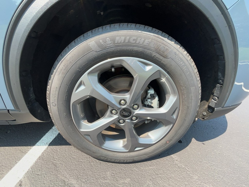 2025 Ford ESCAPE ST LINE