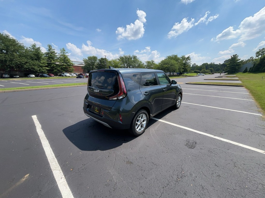 2024 Kia SOUL LX