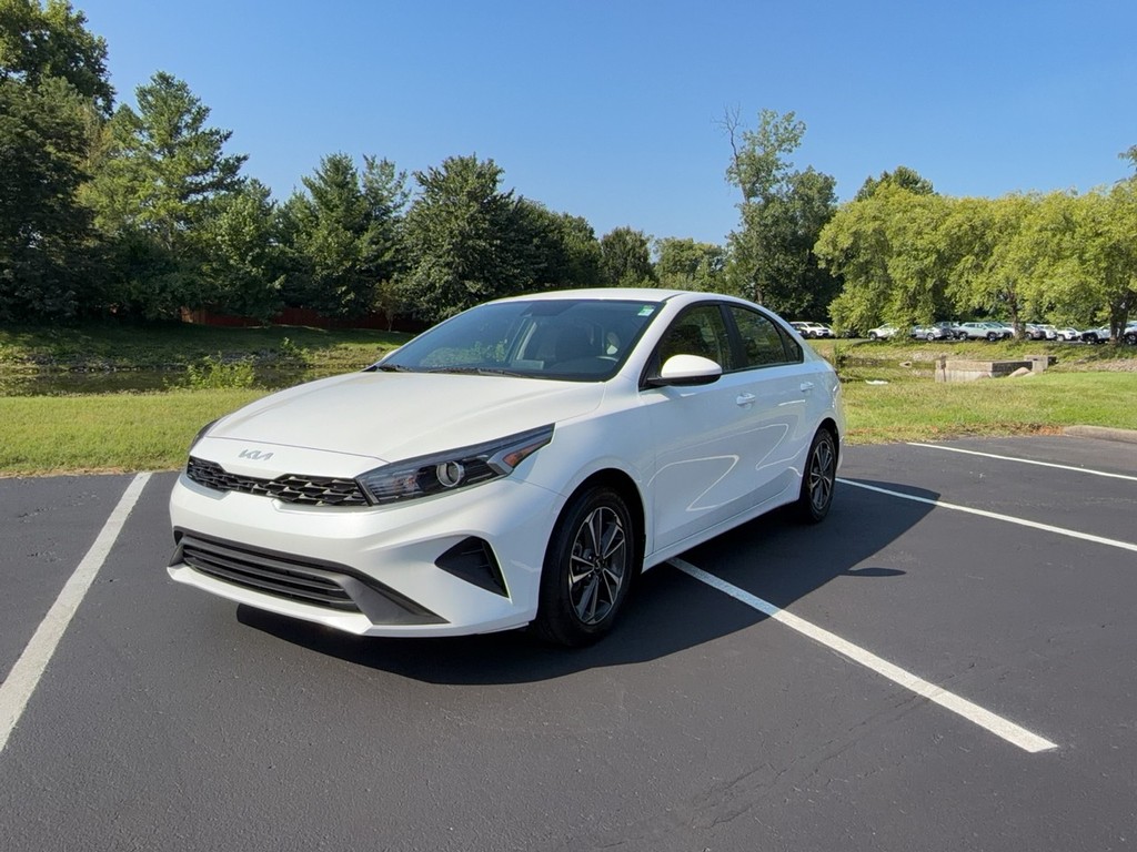 2024 Kia FORTE LX