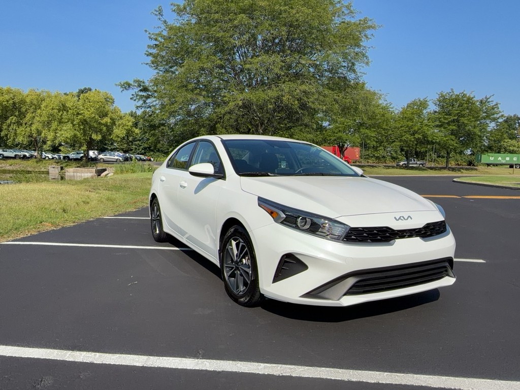 2024 Kia FORTE LX