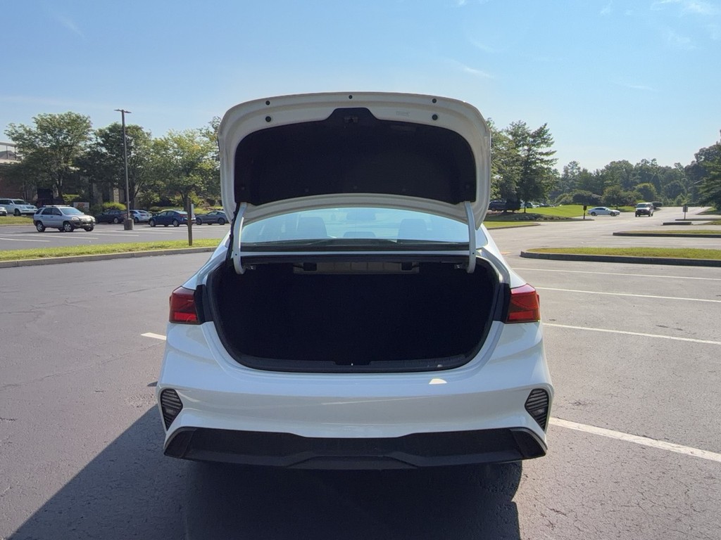 2024 Kia FORTE LX