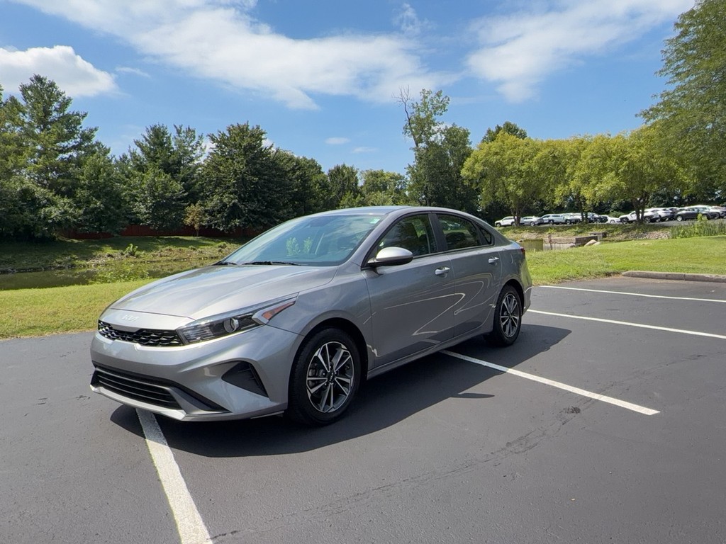 2024 Kia FORTE LX