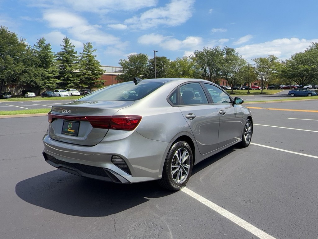 2024 Kia FORTE LX