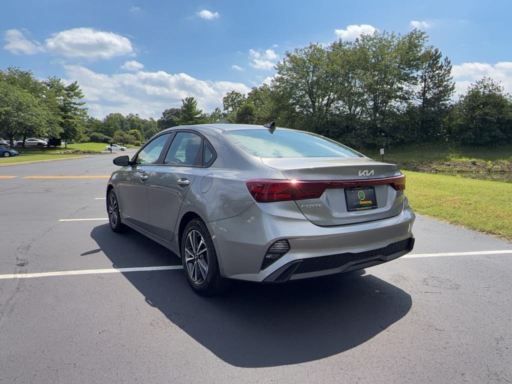 2024 Kia FORTE LX