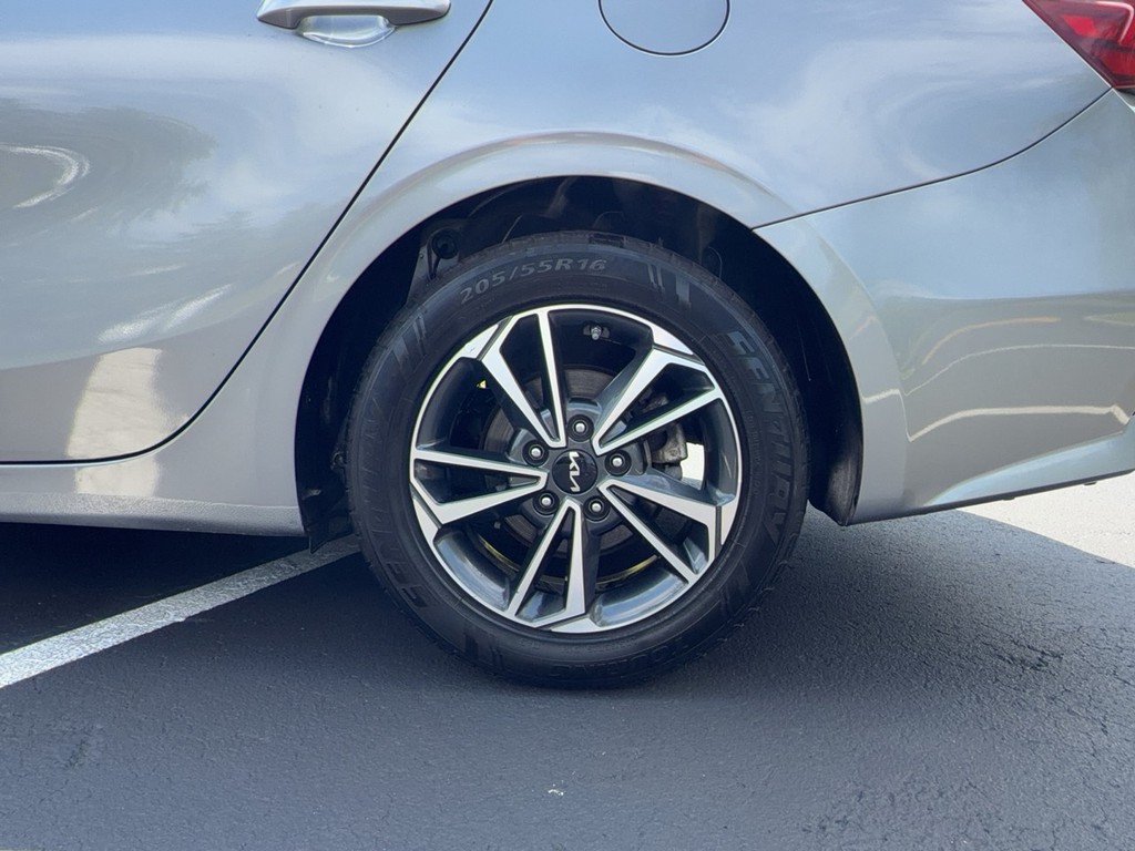 2024 Kia FORTE LX