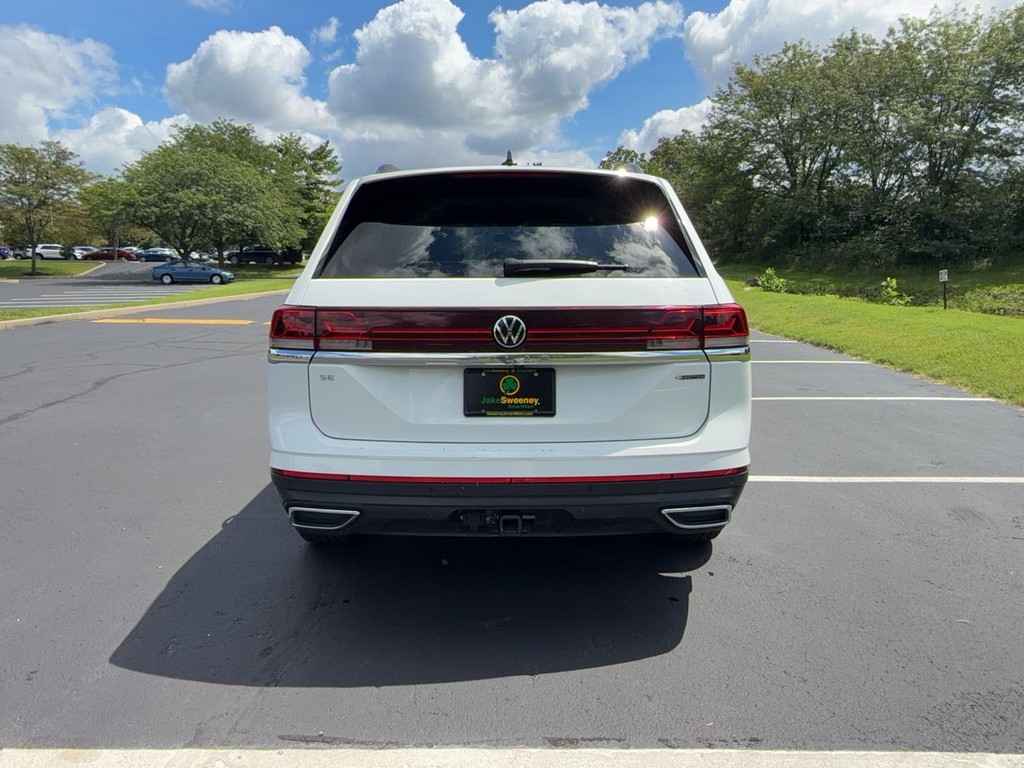 2025 Volkswagen ATLAS SE