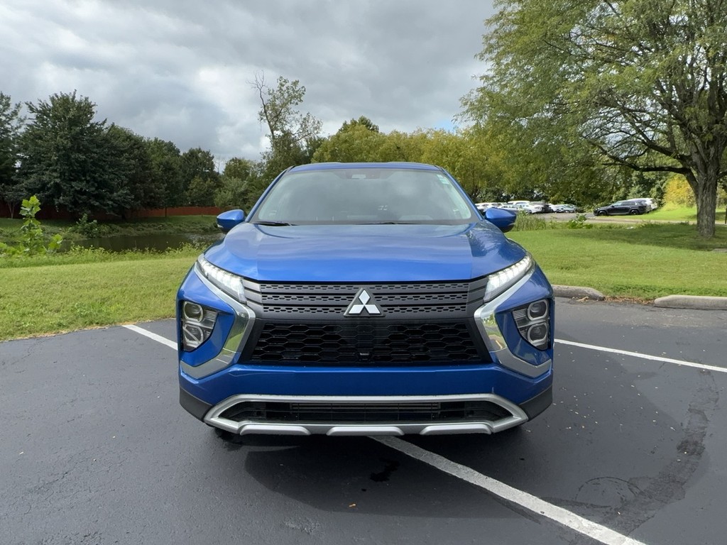 2025 Mitsubishi ECLIPSE CROSS SE