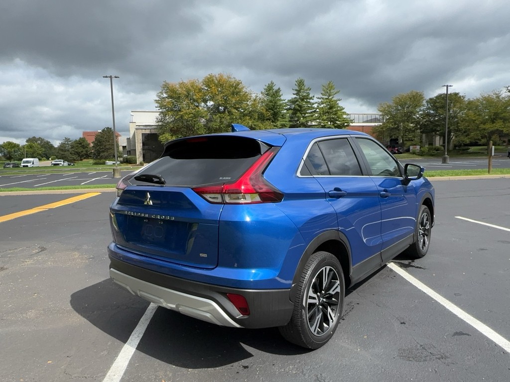 2025 Mitsubishi ECLIPSE CROSS SE
