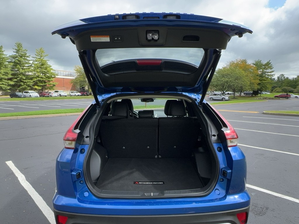 2025 Mitsubishi ECLIPSE CROSS SE