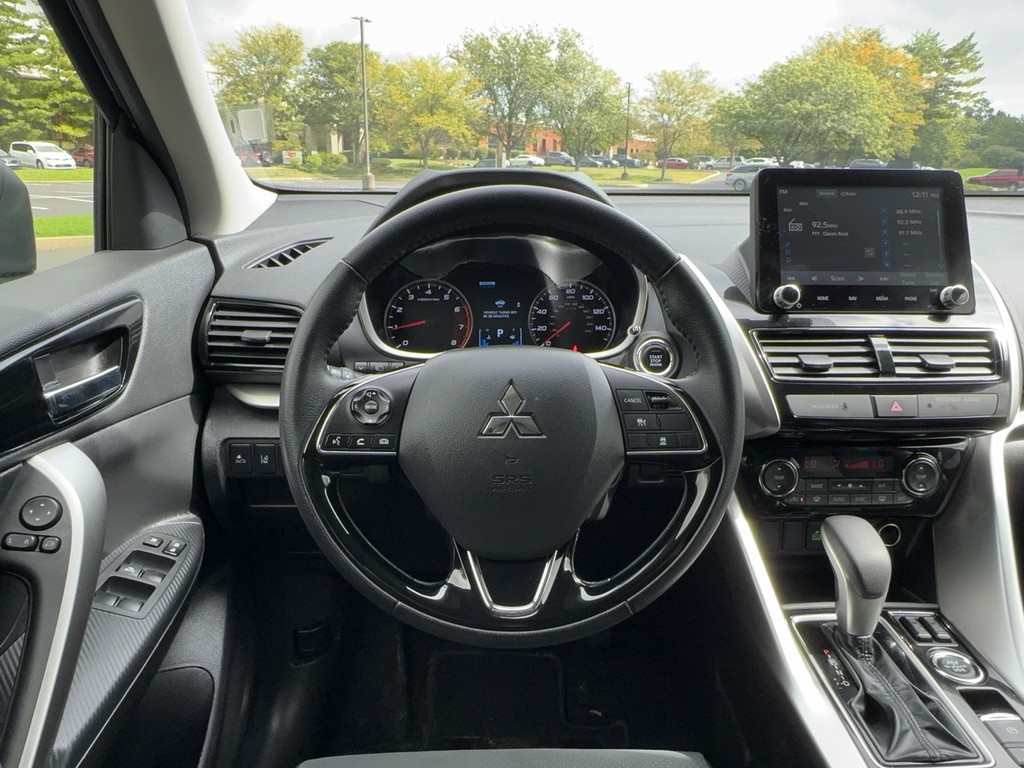 2025 Mitsubishi ECLIPSE CROSS SE