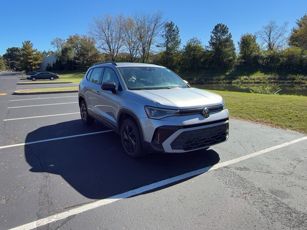 2025 Volkswagen TAOS S
