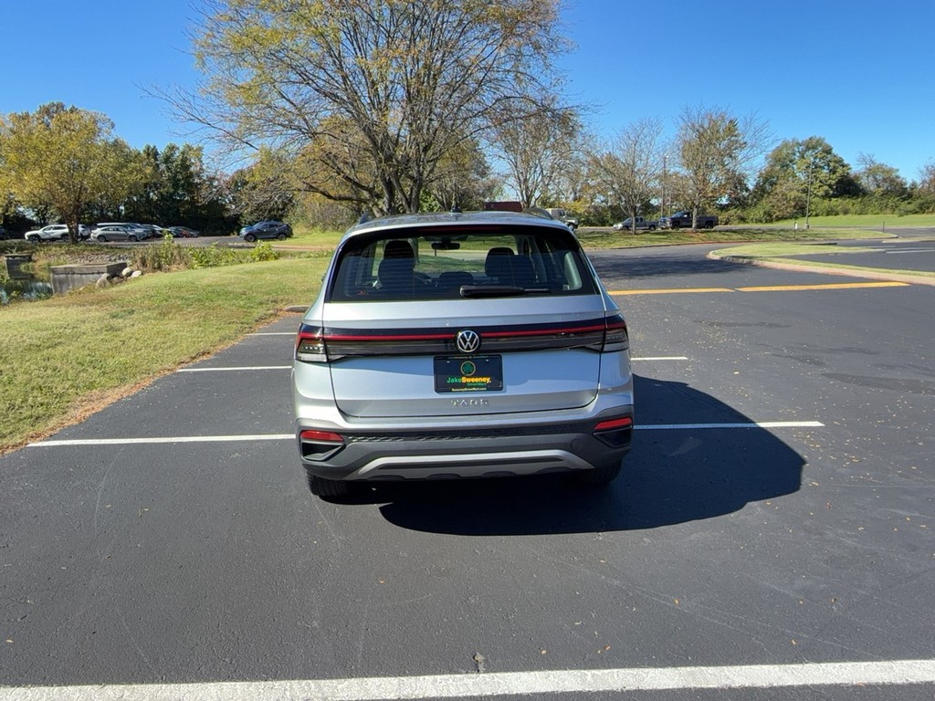 2025 Volkswagen TAOS S
