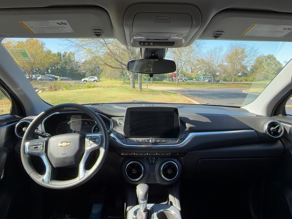 2025 Chevrolet BLAZER 2LT