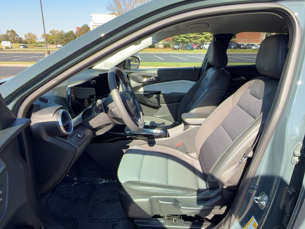 2025 Chevrolet TRAX 1LT